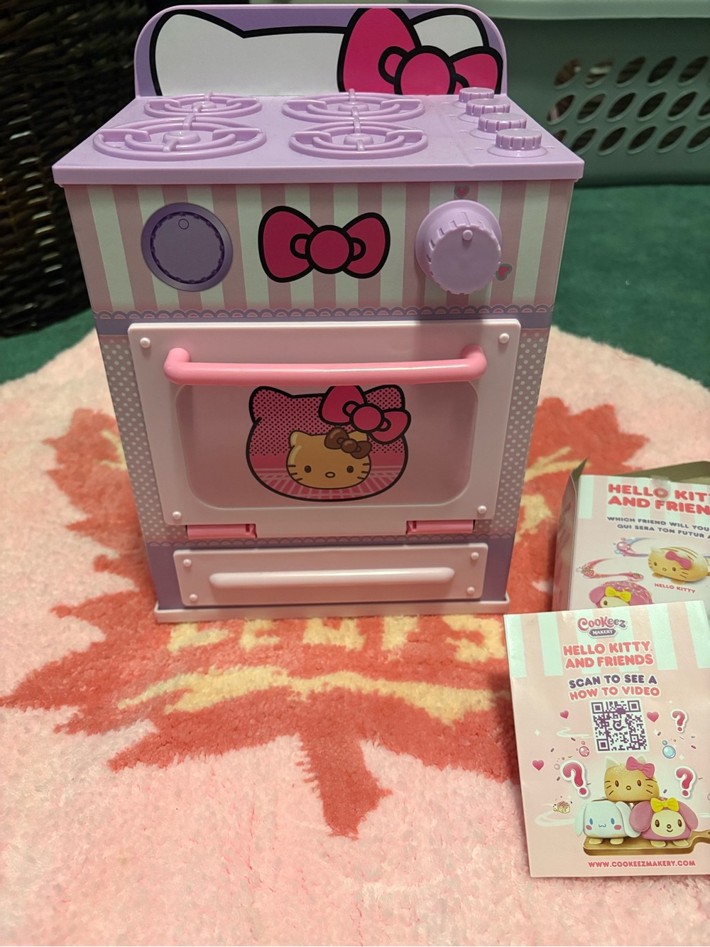 Hello Kitty Pink Lavender Mini Play Oven with cinnamon roll